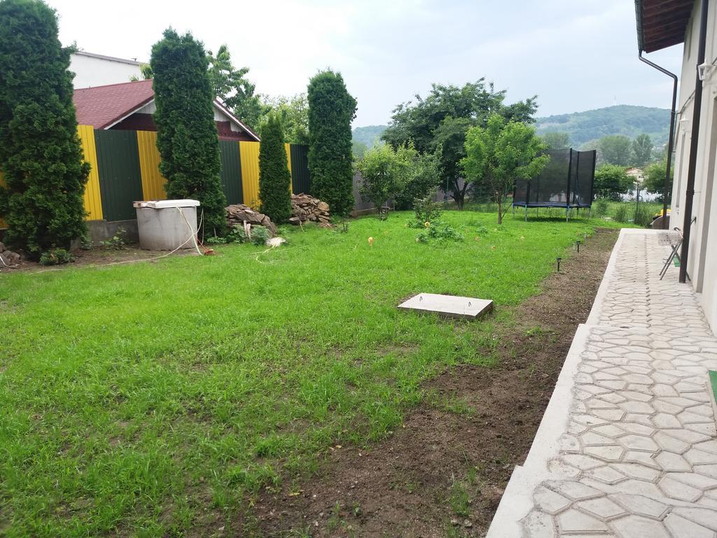 Villa Casa Ariana Curtea de Argeş